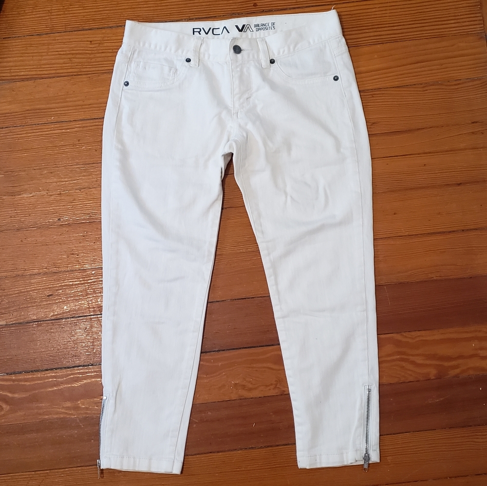 RVCA white cropped jeans with zipper size 6